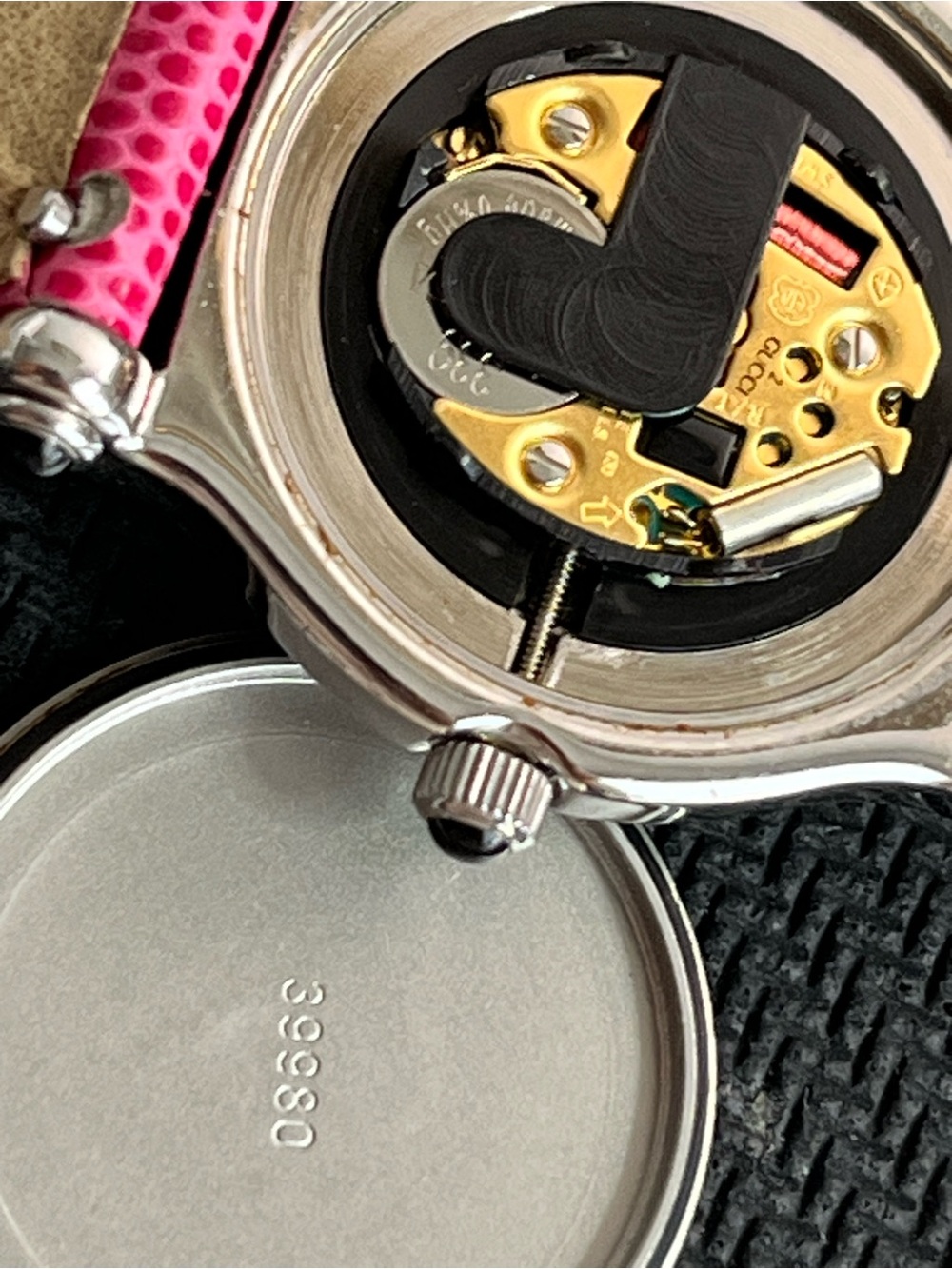 GUCCI 6500L Vintage watch belt type watch. - Picture 15 of 16